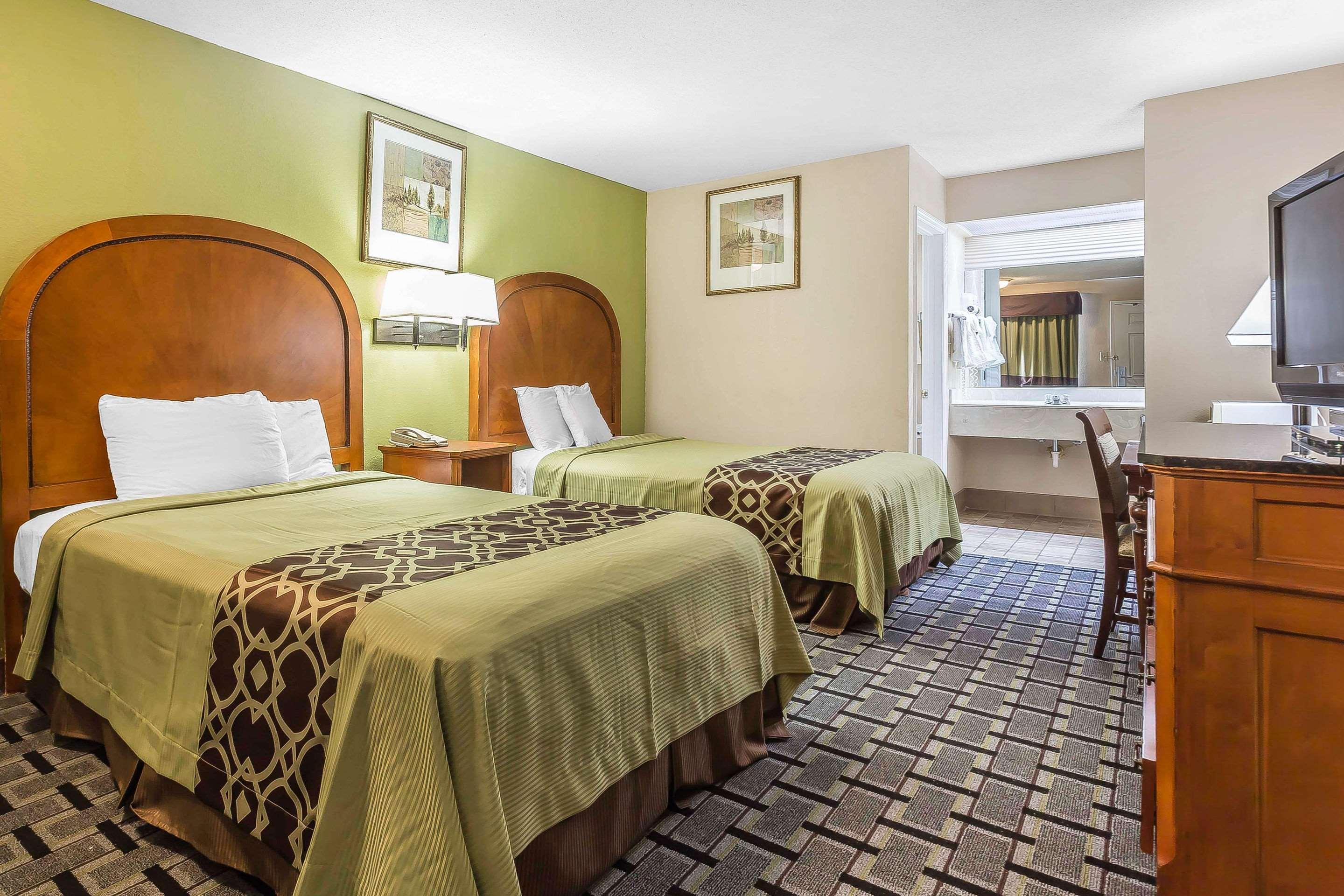 אוגוסטה Rodeway Inn מראה חיצוני תמונה