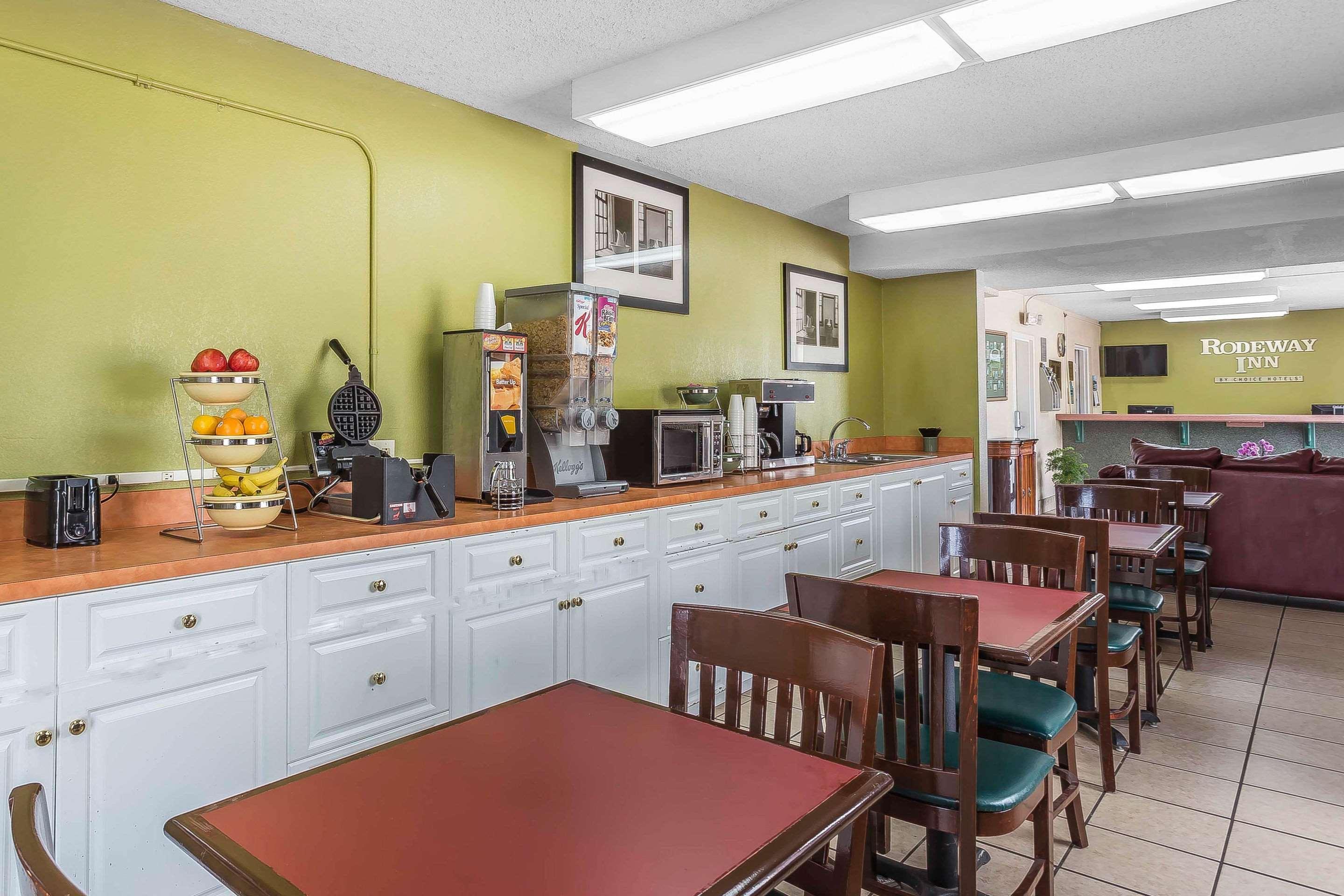 אוגוסטה Rodeway Inn מראה חיצוני תמונה